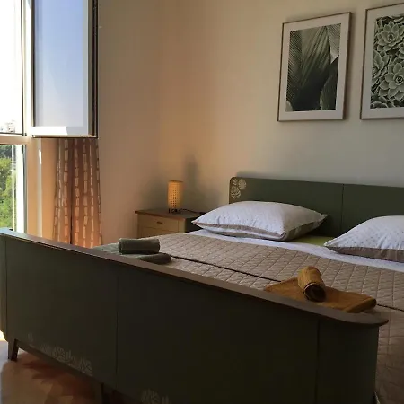 Apartamento In Split-place To *